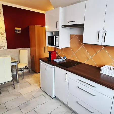 Csalogany Apartmán *